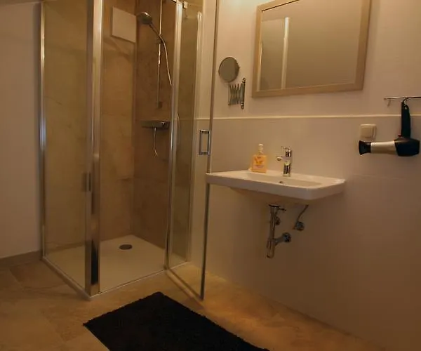 Agroturismo Gölsenhof - Fam. Büchinger *